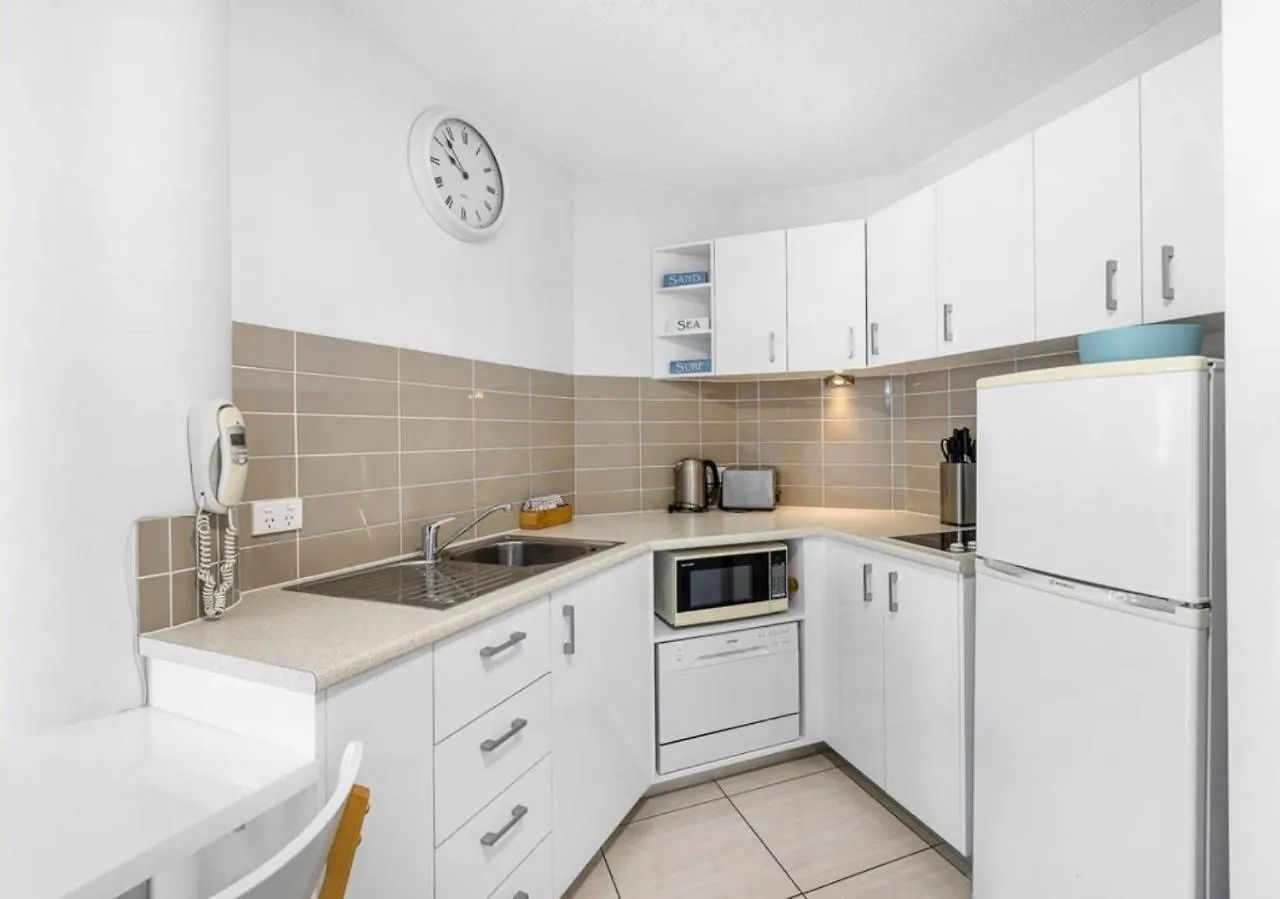 Mooloolaba Beach Club Paradise 2 Bedroom Apartment