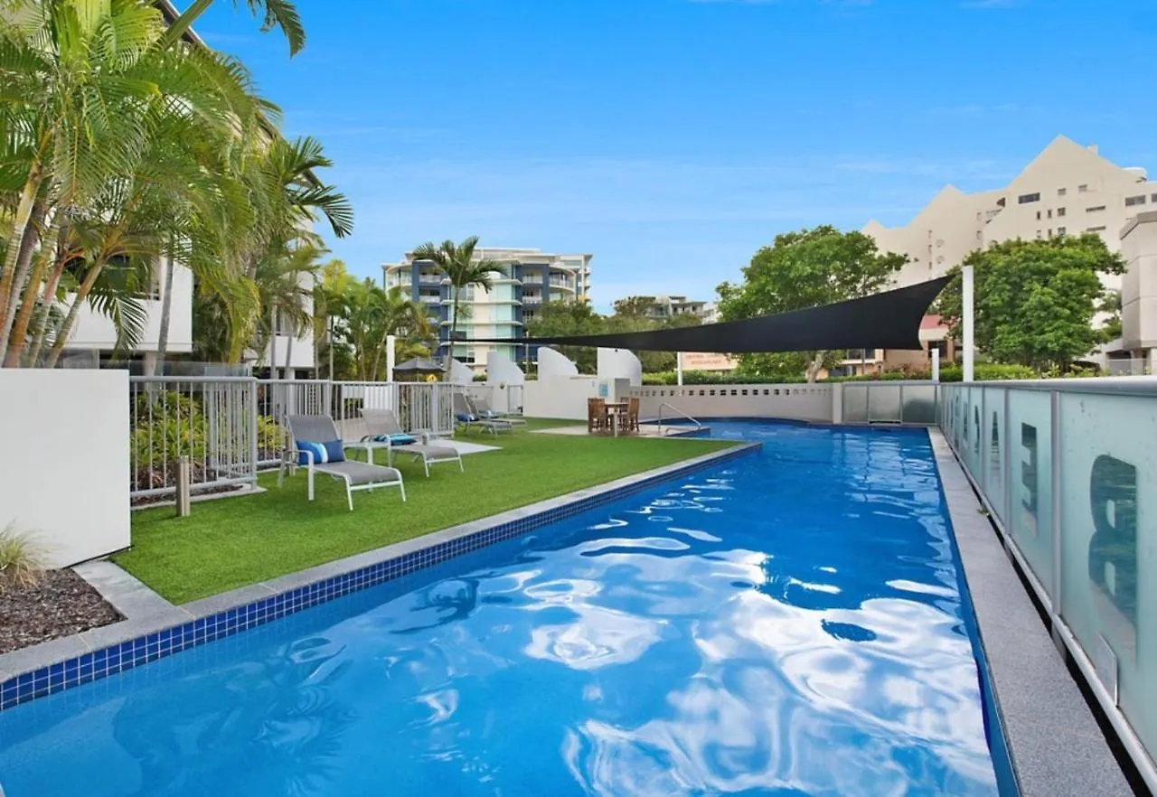 Mooloolaba Beach Club Paradise 2 Bedroom Apartment 0*,  Australia